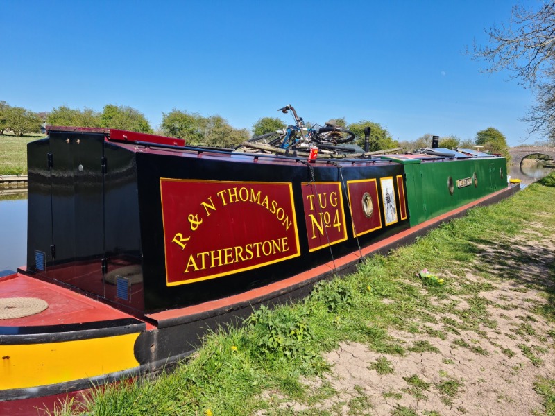 Ralph Tug 4 narrowboat lettering example